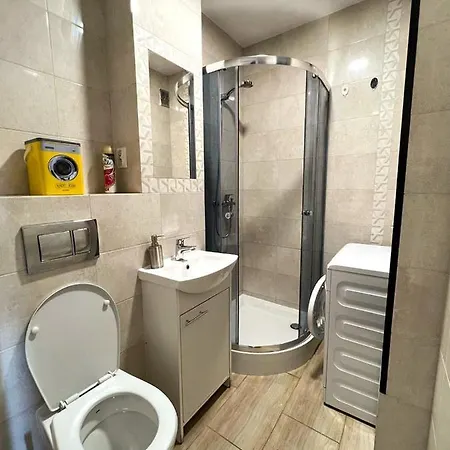 Lovely Double Bedroom In A Three-room In The Center Of بيت ضيافة