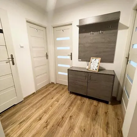 Maison d'hôtes Lovely Double Bedroom In A Three-room In The Center Of Varsovie